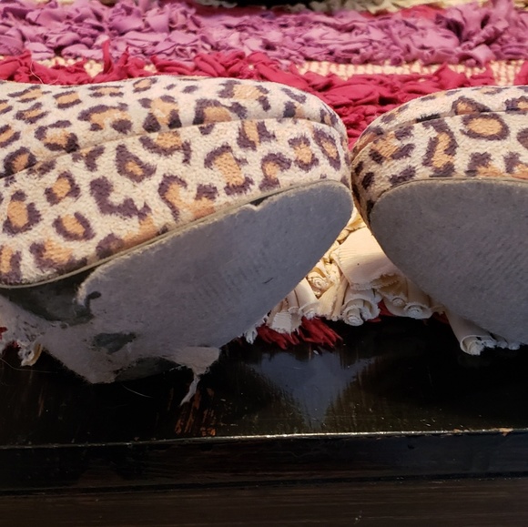 Heels - Picture 6 of 6